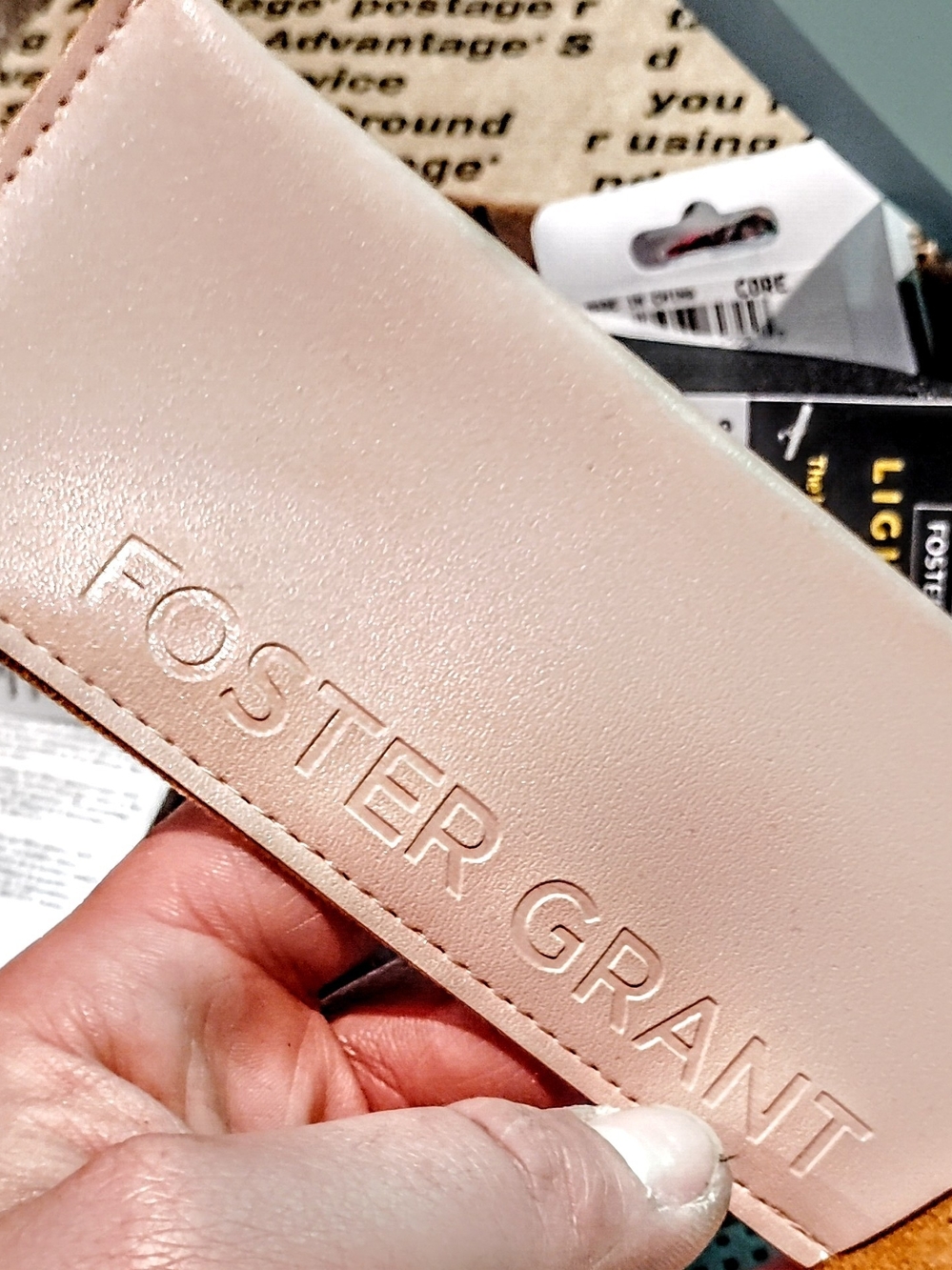 Foster Grant Light Blush Sunglass Sleeve